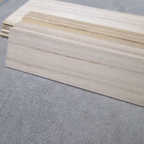 Planche de bois de Paulownia carbonisée Planches solides de Paulownia pour boîte Prix bon marché Bois d'œuvre 2X4X8 Bois d'œuvre 2X4 Bois d'œuvre en vrac Bois de Paulownia Planche solide Acheter bas prix Eau de Javel